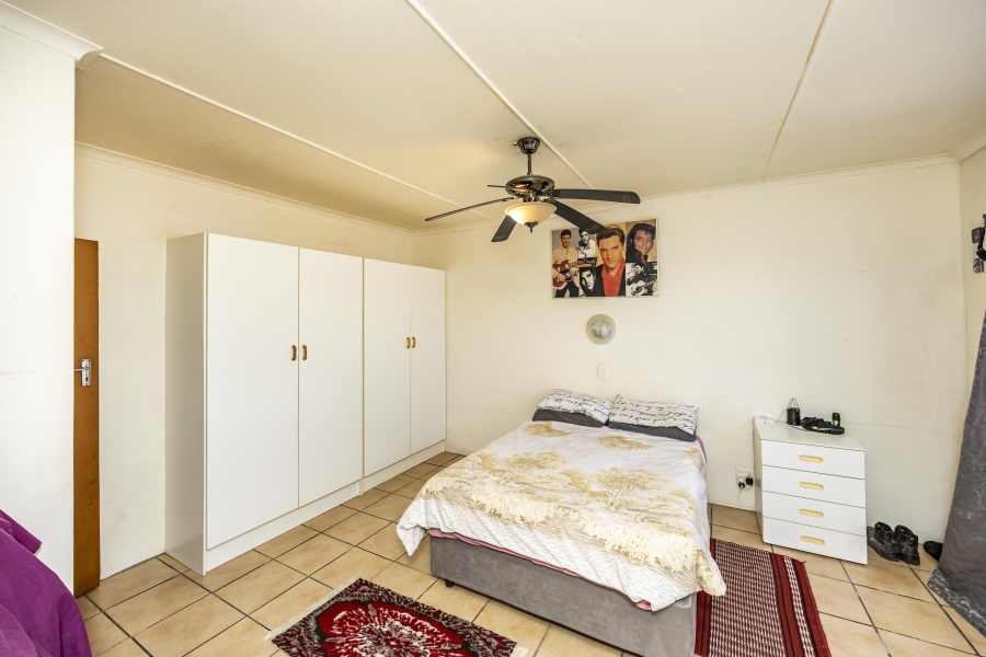 4 Bedroom Property for Sale in Cambridge West Eastern Cape
